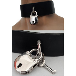 Padlock leather collar with key