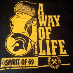 Camiseta Skingirl Spirit of 69