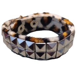 Muñquera 2 filas pinchos pirámide