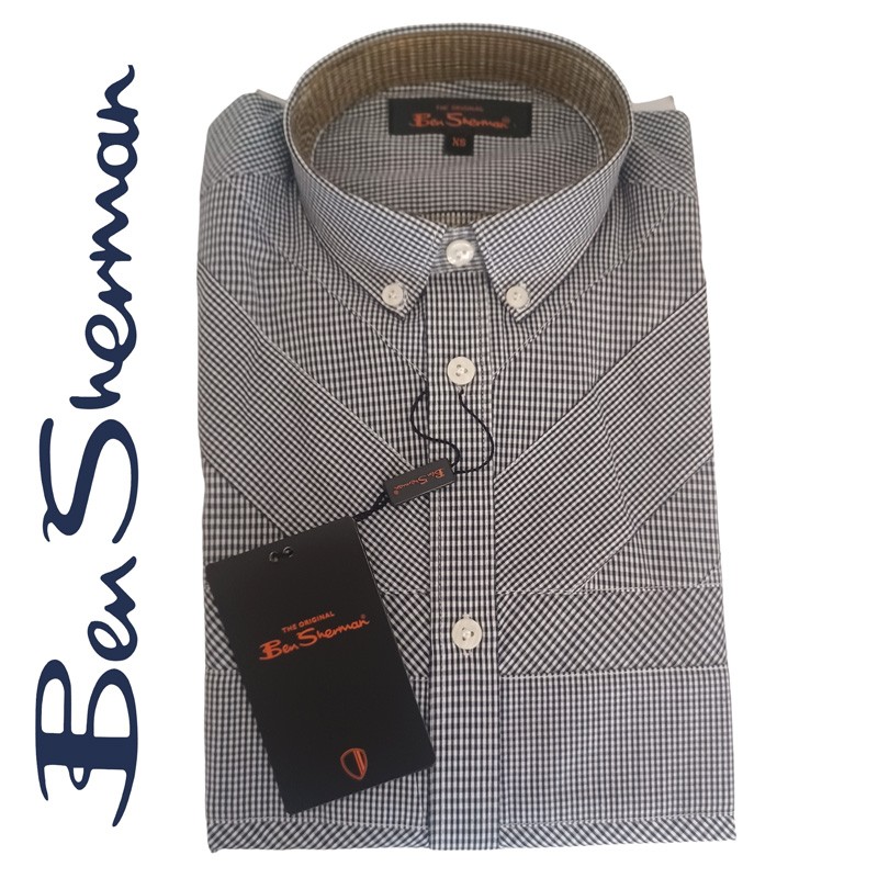 Long sleeve Button-Down shirt