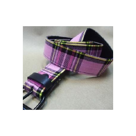 Cinturón de piel con tela escocesa rosa