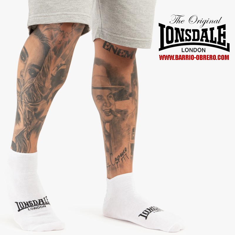 Pair of Lonsdale Low Socks