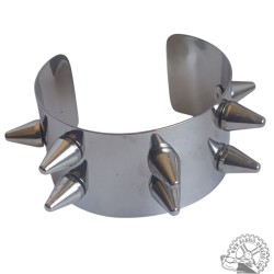 Metal spiked wristband