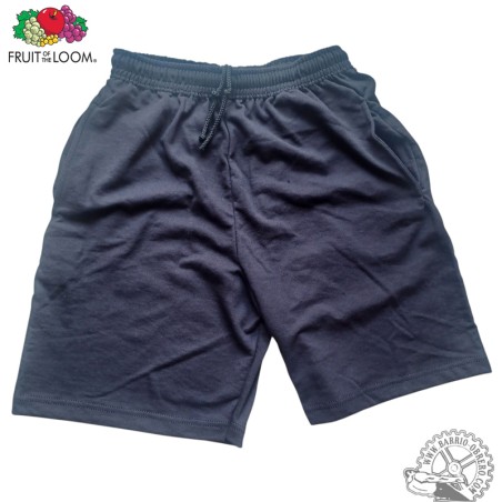 Bermuda shorts with black pockets