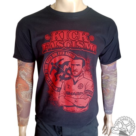 Camiseta Cantona kick fascism