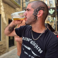 Camiseta Perros callejeros