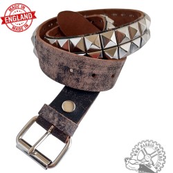 Cinturón piel desgastada 2 filas pinchos pirámide